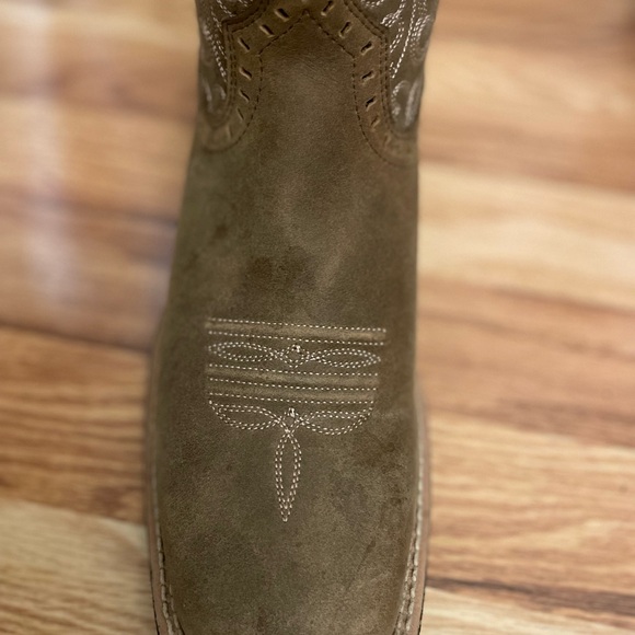 Ariat Cowboy boots! - Picture 6 of 6